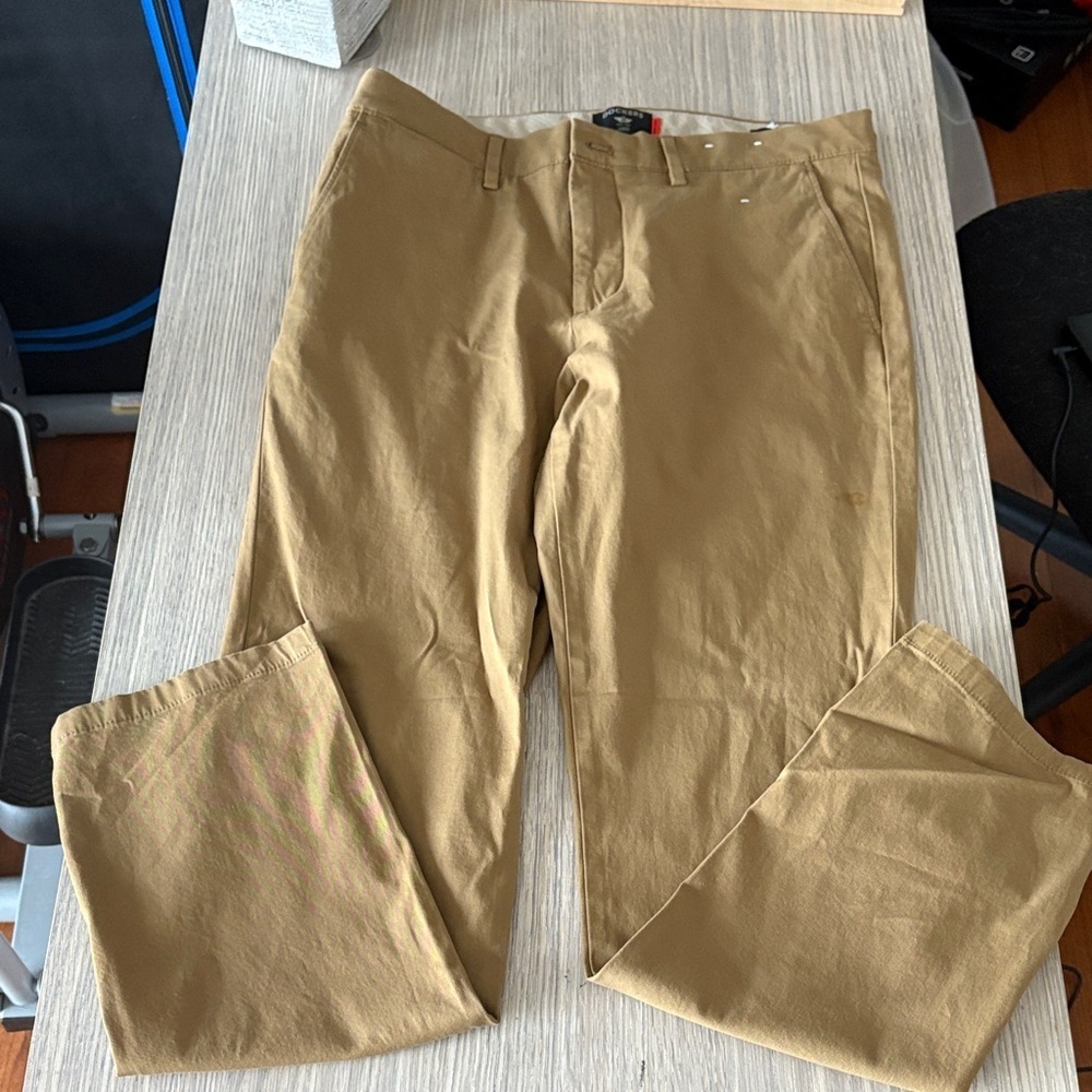 Dockers Men’s Slim Fit Khaki Chino Pants W32 L32